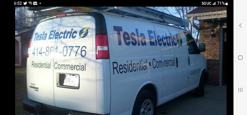 Contractor TESLA ELECTRIC, LLC in New Berlin WI