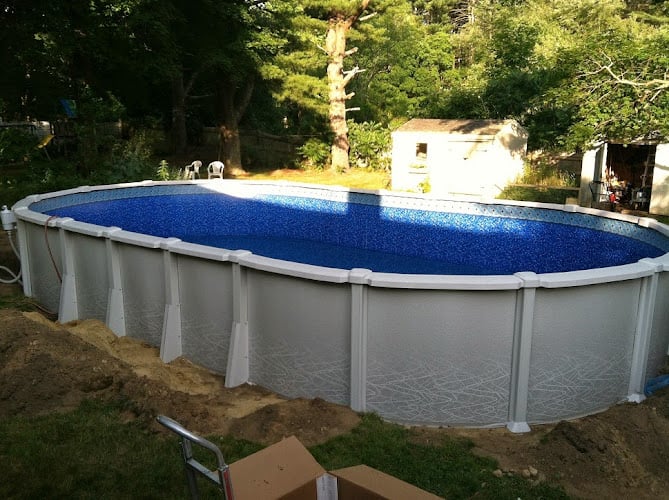 Contractor Aquarian Pool And Spa in Franklin MA