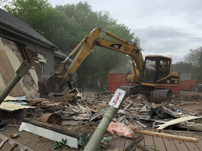 Contractor NC Demolition & Junk Removal in Angier NC