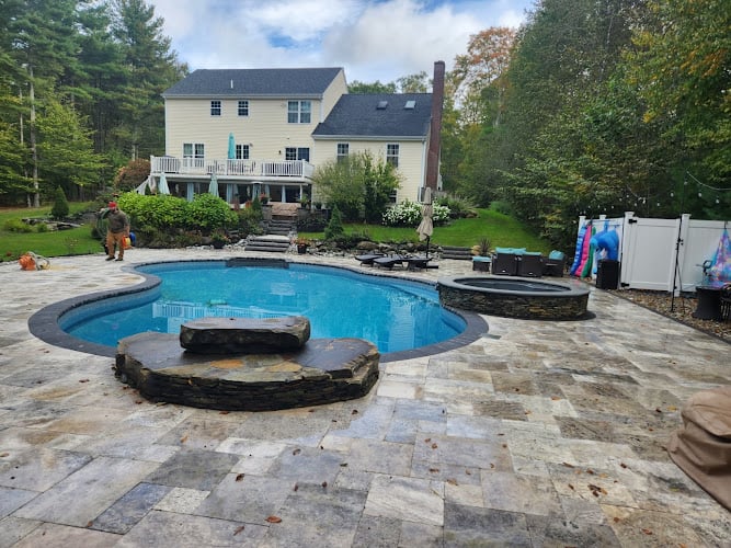 Contractor Aqua Design Pools & Hardscapes in Somerset MA