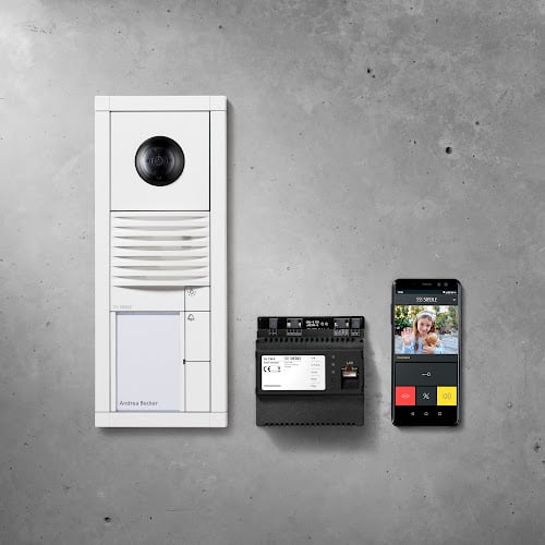 Contractor NYC Intercom & Security Solutions in Brooklyn NY