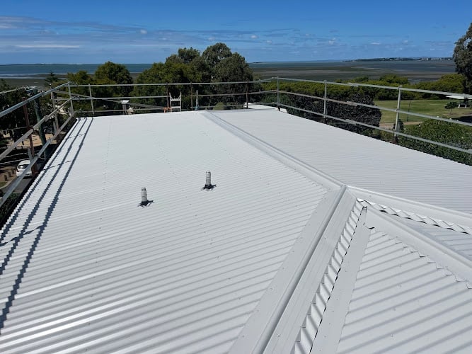 Contractor Roo Roofing in Coorparoo QLD