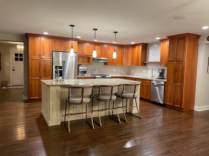 MCR Custom Kitchen Cabinet Refacing