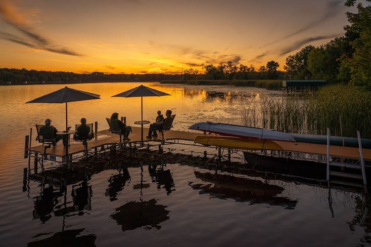 Lakeside Dock & Lift