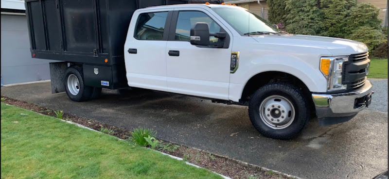 Contractor Busy Bees Junk Removal in Tacoma WA