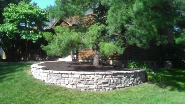 Contractor Red Oak Landscaping in Arnold MO