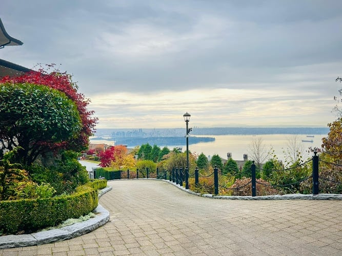 Beyond Landscaping Ltd I North & West Van Landscaping