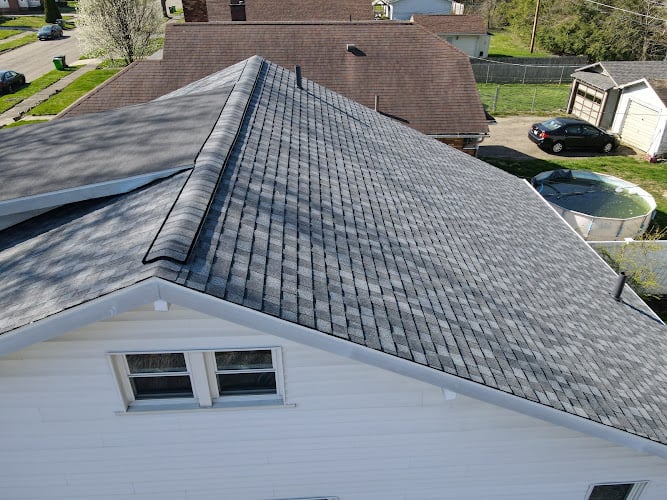 Contractor Hof Roofing & Construction in Canton OH