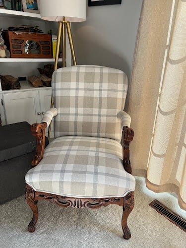 A Quality Upholstery LTD