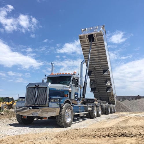 Contractor Duivenvoorden Haulage Ltd in Innisfil ON