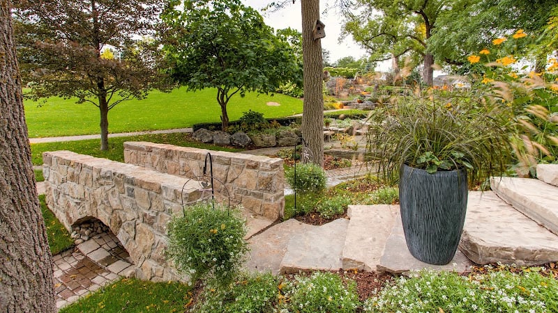 Contractor Gelderman Landscape Services in Hamilton ON