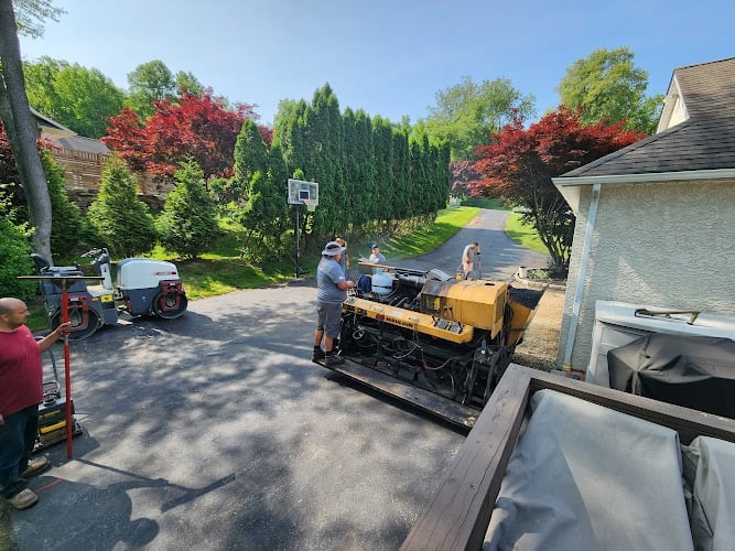 All American Paving and Sealcoating LLC