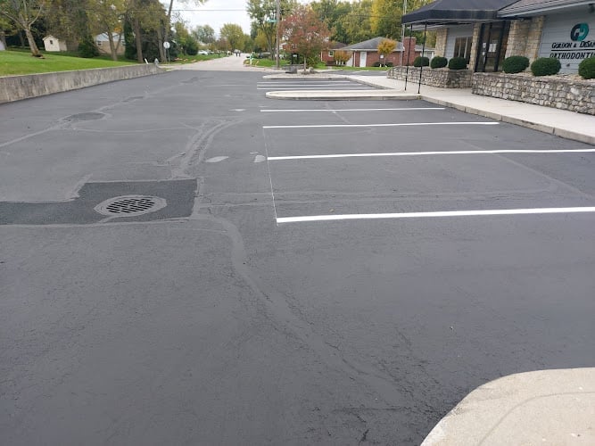 Contractor Anderson Asphalt Maintenance & Repair LLC in Lewisburg OH