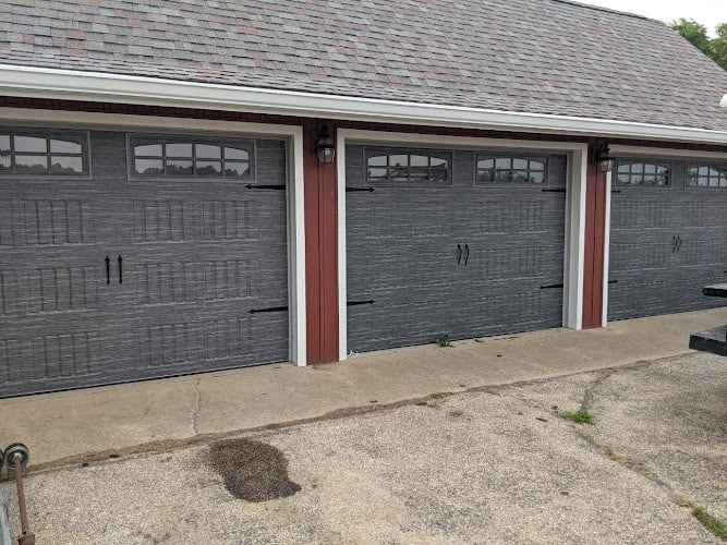 Contractor ABC GARAGE DOORS LLC in Salem IN