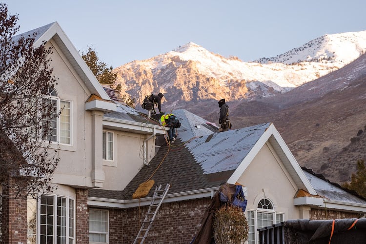 Contractor Aesthetic Roofing in South Jordan UT