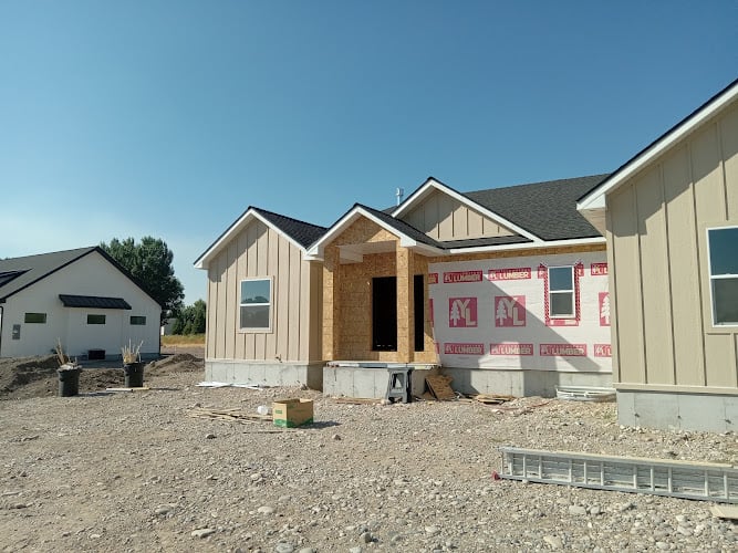 Contractor High End Exteriors in Idaho Falls ID