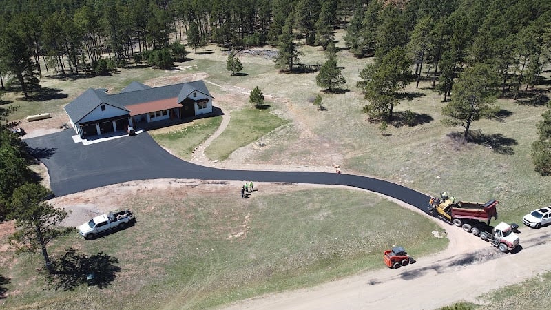 Contractor Dakota Asphalt in Black Hawk SD