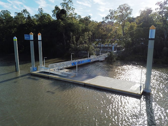 Contractor The Jetty Specialist in Corbould Park QLD