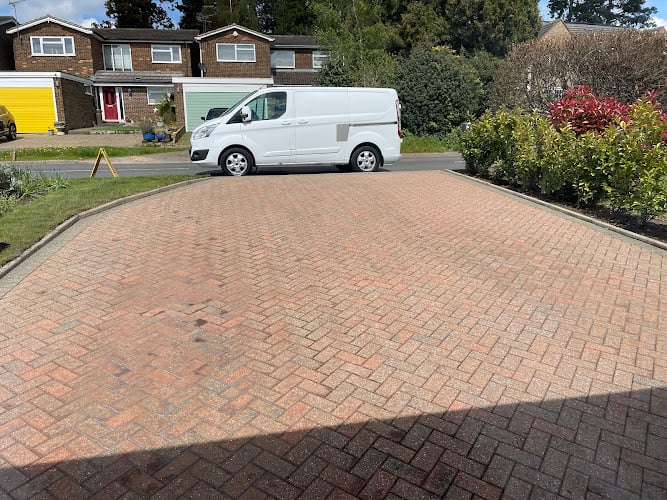 Contractor Pure Pressure Washing Ltd. in Hemel Hempstead England