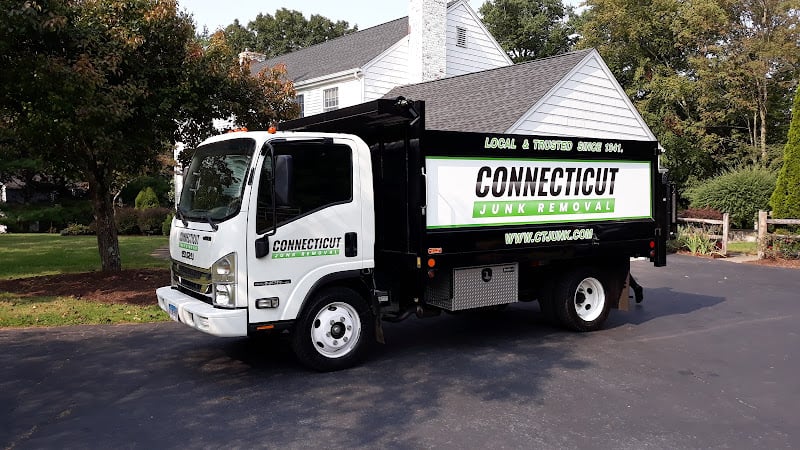 Contractor Connecticut Junk Removal LLC in Stratford CT