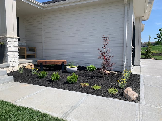 Contractor Elkhorn Lawn Care in Gretna NE