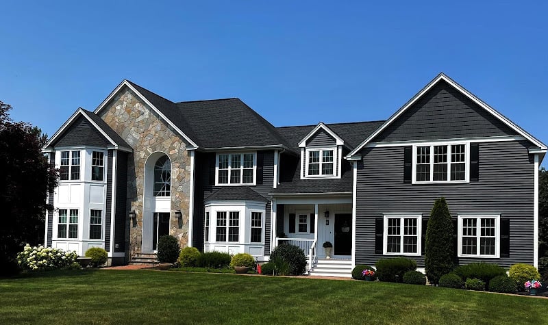 Contractor Brooks Siding Windows & Doors in Salem NH