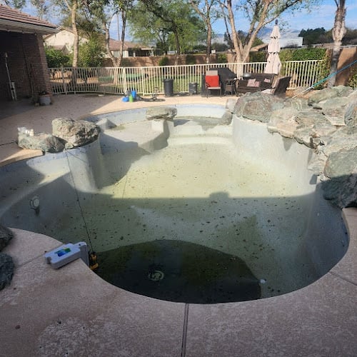 Contractor Mr. Klean Pool Service in Avondale AZ