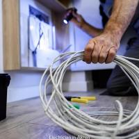 Contractor Entirewire Inc in Akron OH