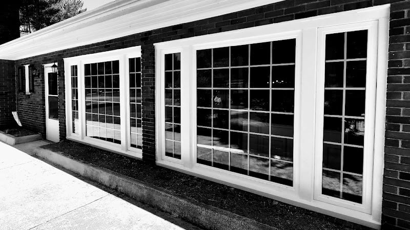 Contractor Delaney Windows and Doors in Amherst VA