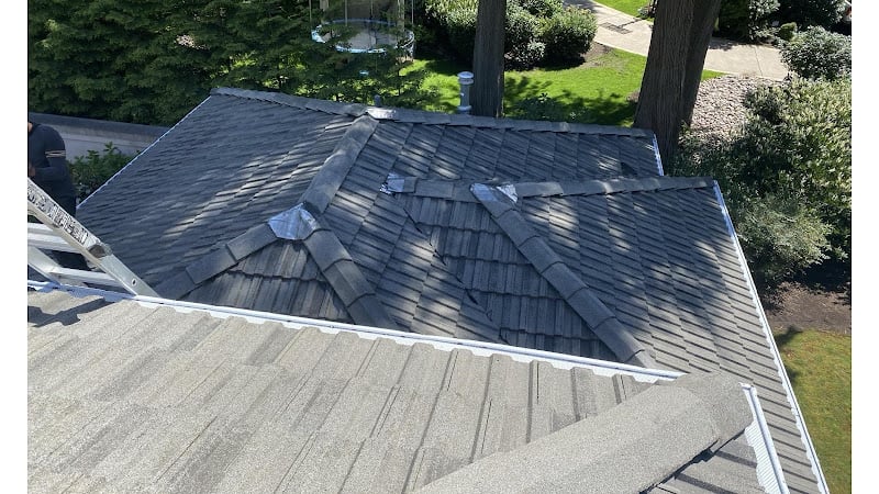 Contractor Sounders Roofing in Federal Way WA