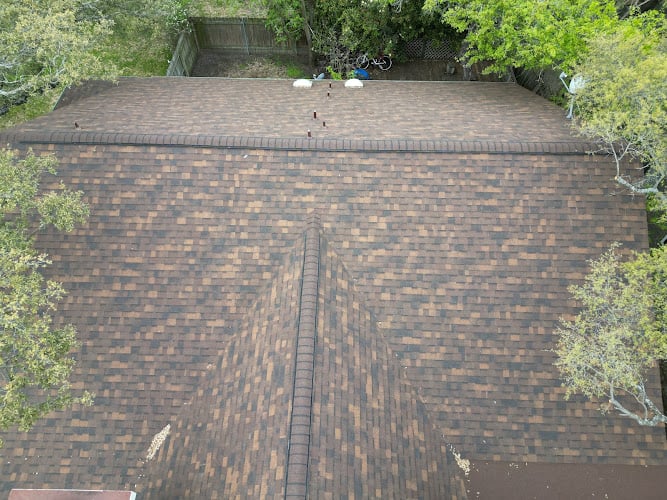 Contractor Clear Choice Roofing in Austin TX