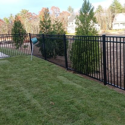 Contractor Down Home Fence, Inc. in Middleborough MA