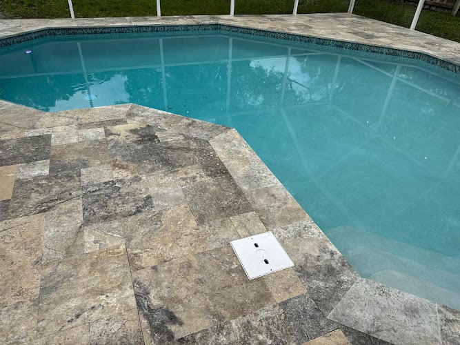 Contractor Paradise Pools of Tampa Bay in Plant City FL