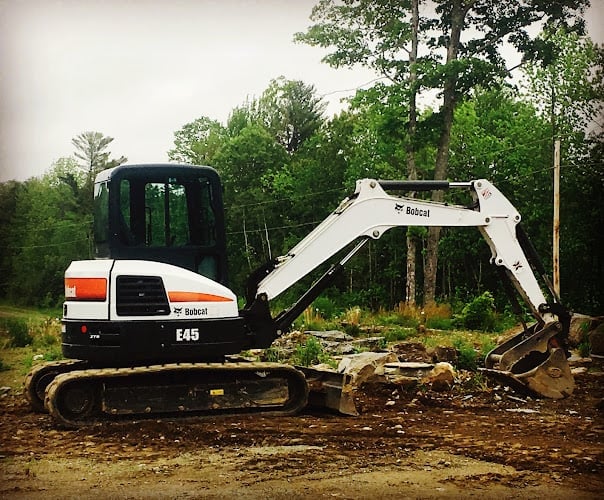 Contractor Dig It Excavation + Equipment Rentals in Albion ME