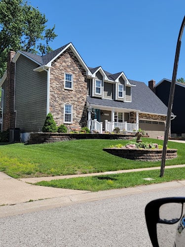 Contractor CBR Roofing & Exteriors in Shawnee KS